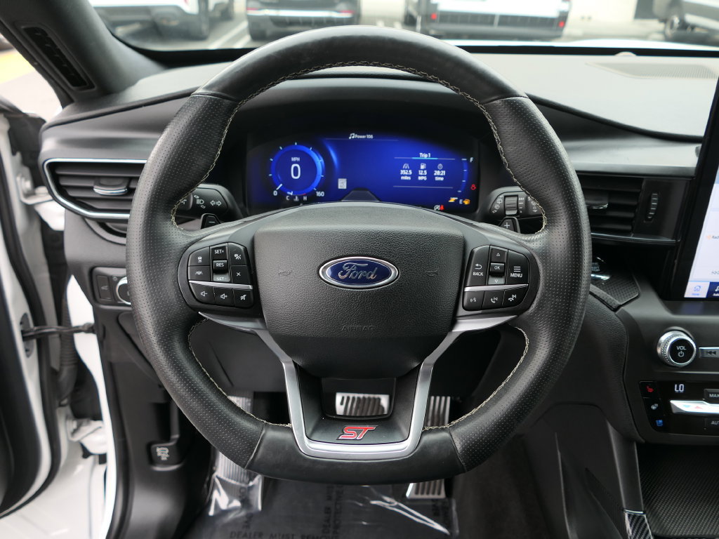 Certified 2020 Ford Explorer ST w/ Premium Technology Package AWD/4WD image 19