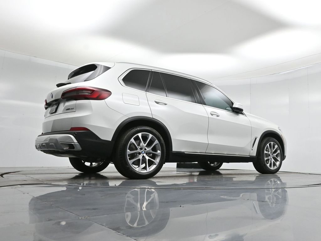 Used 2023 BMW X5 sDrive40i w/ Premium Package image 45