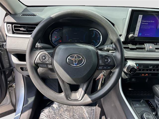 Used 2024 Toyota RAV4 LE AWD/4WD image 12
