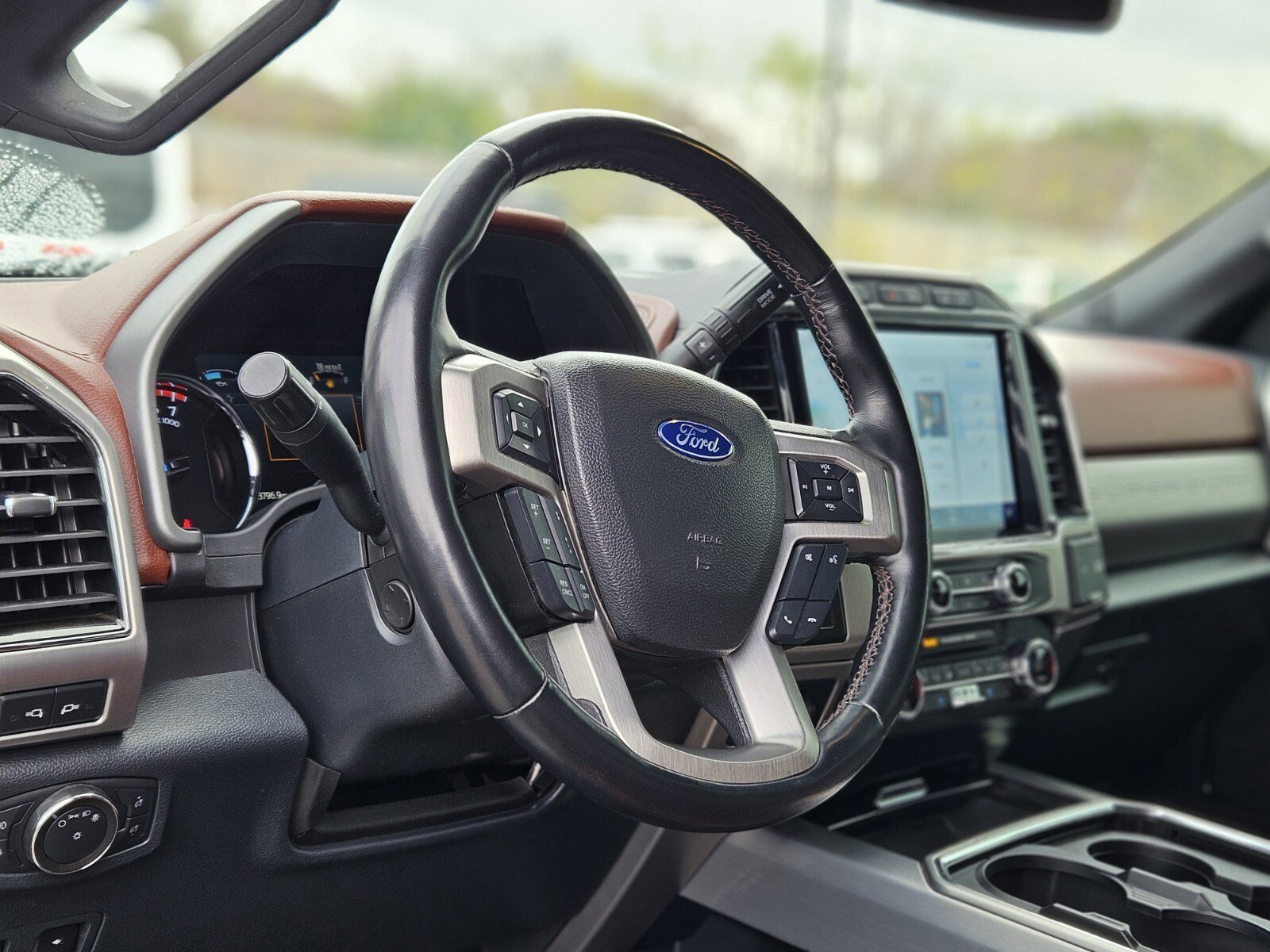 Certified 2022 Ford F250 Platinum w/ FX4 Off-Road Package image 21