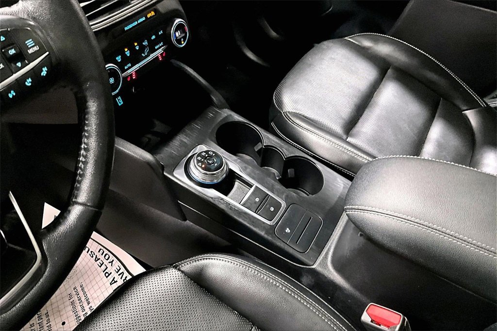 Certified 2020 Ford Escape SE Sport image 16