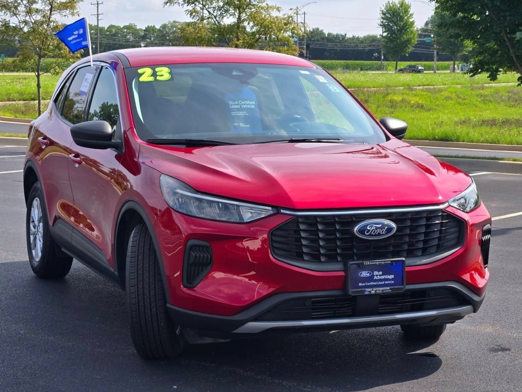 Certified 2023 Ford Escape Active AWD/4WD image 3