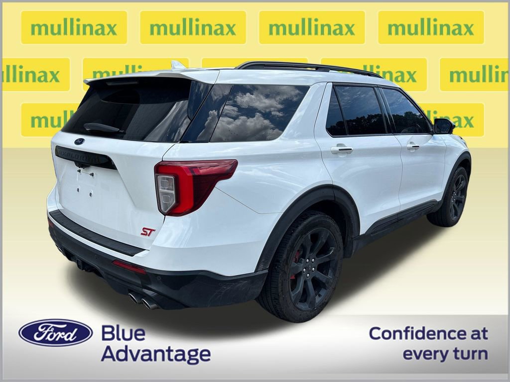 Certified 2022 Ford Explorer ST w/ Equipment Group 401A AWD/4WD image 2