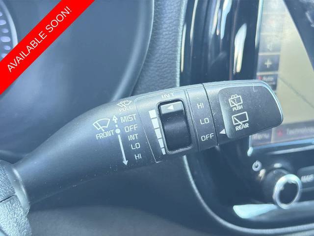 Used 2020 Kia Soul EX FWD image 25
