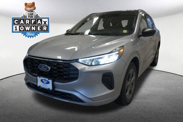 Certified 2024 Ford Escape ST-Line w/ Tech Pack #1 AWD/4WD image 1