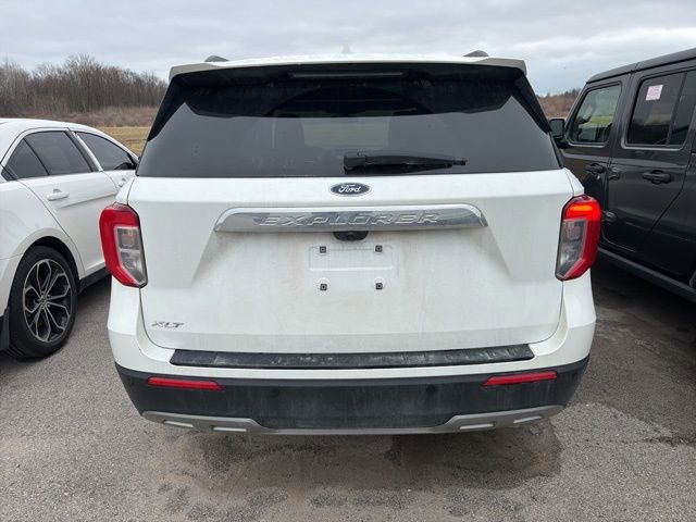 Certified 2023 Ford Explorer XLT w/ Equipment Group 202A image 10