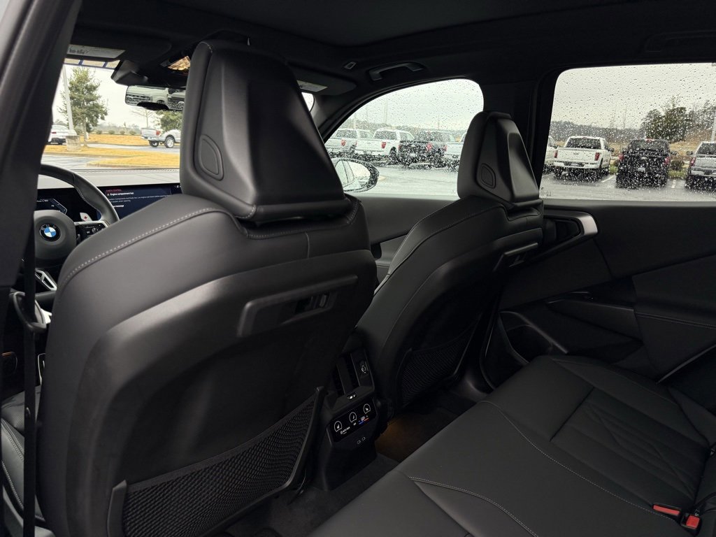 Used 2025 BMW X3 M50 image 25