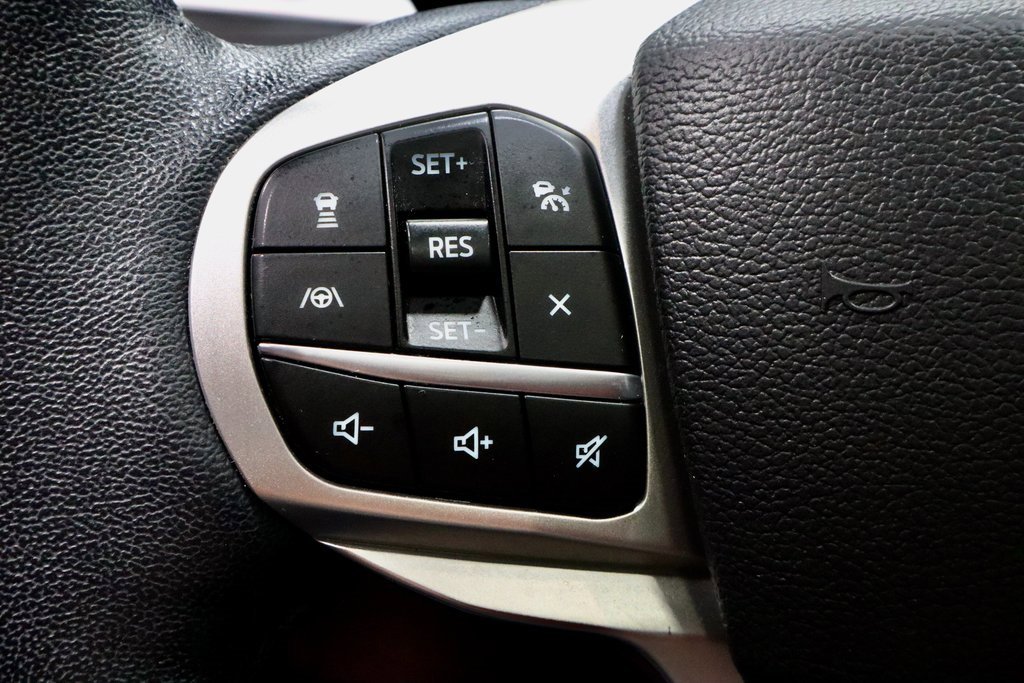 Certified 2022 Ford Explorer XLT w/ Equipment Group 202A image 29