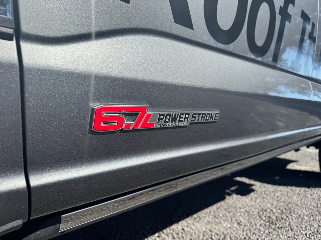 Certified 2023 Ford F350 Platinum w/ Tremor Off-Road Package image 18