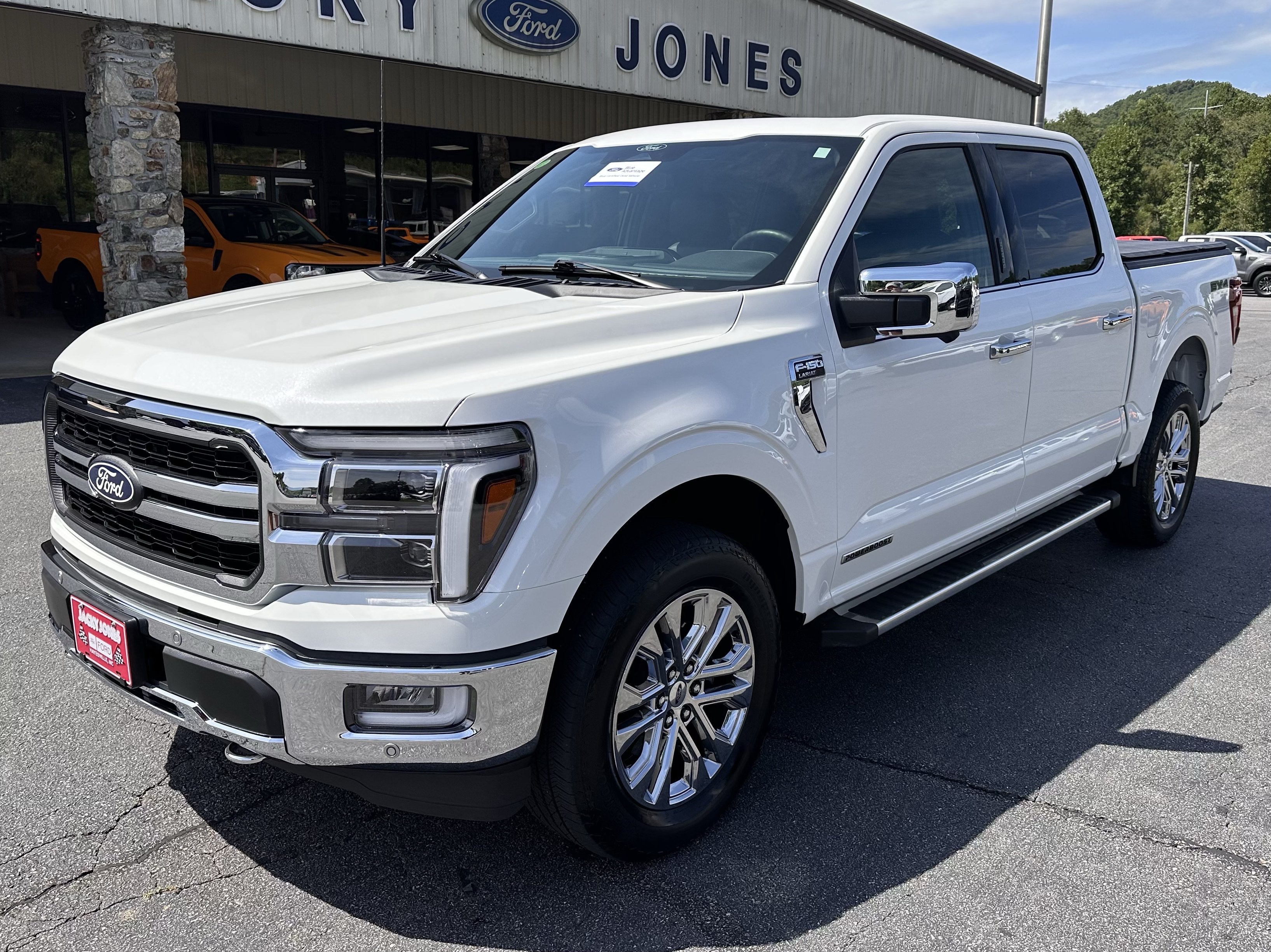 Certified 2024 Ford F150 Lariat w/ FX4 Off-Road Package AWD/4WD image 2
