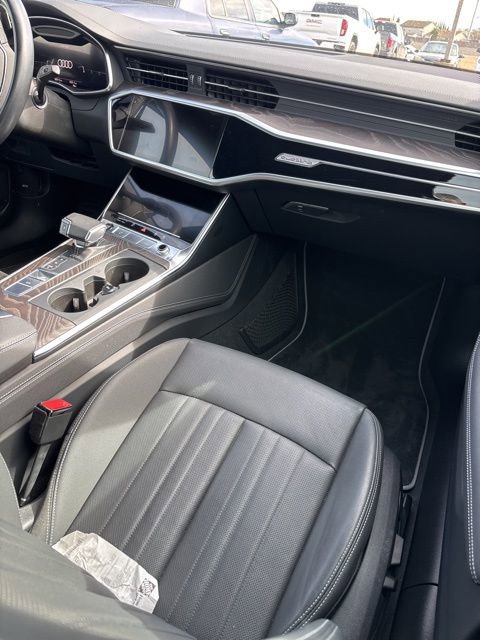 Used 2022 Audi A6 Premium Plus w/ Premium Plus Package image 11