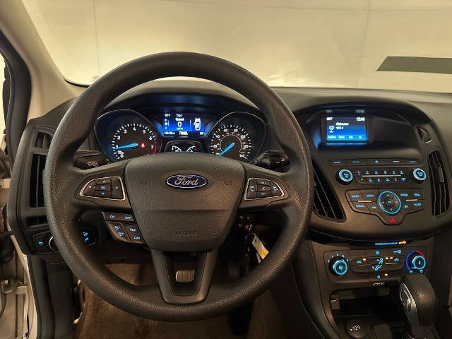 Certified 2018 Ford Focus SE FWD image 17
