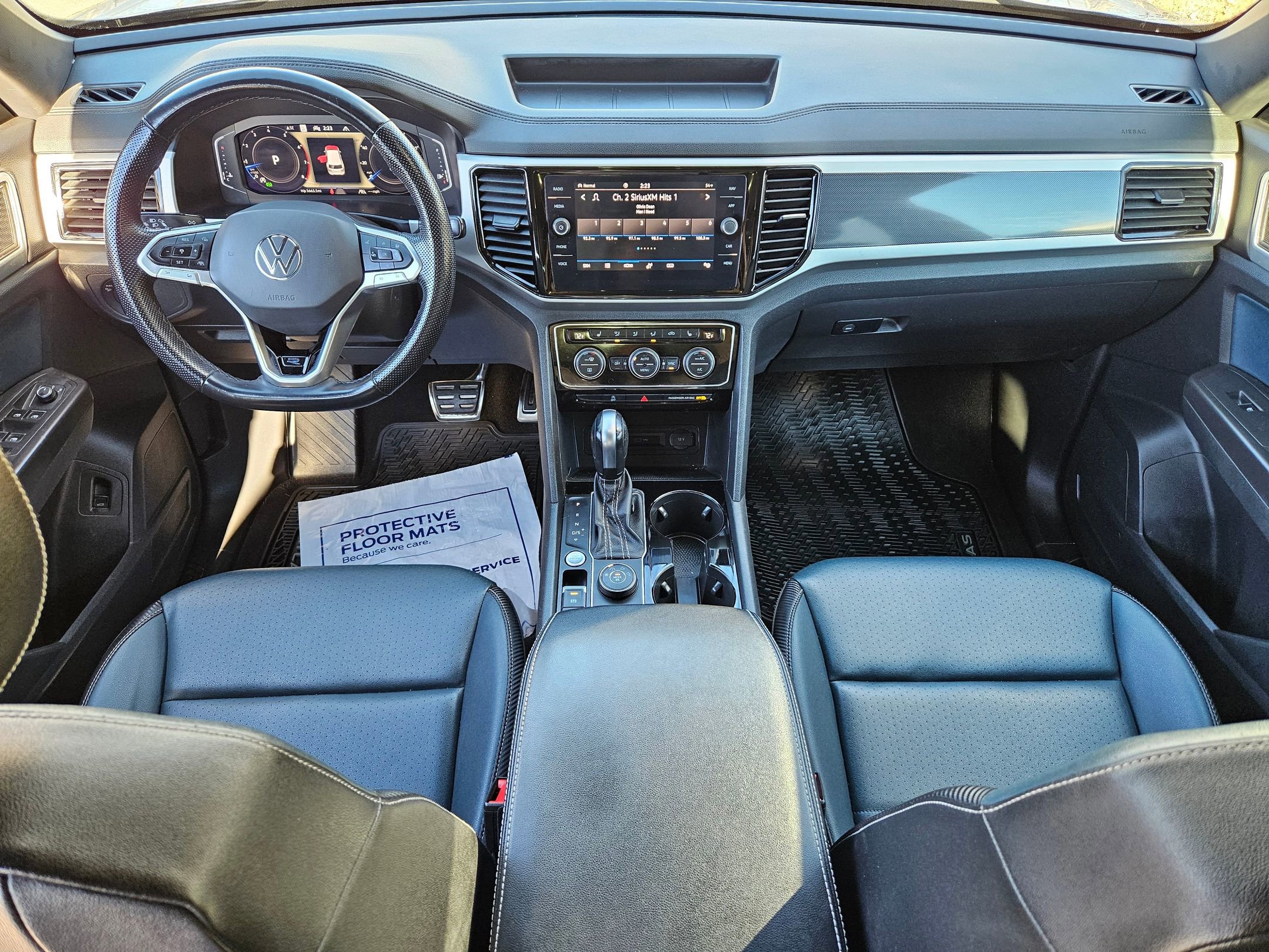 Used 2023 Volkswagen Atlas Cross Sport SEL image 19