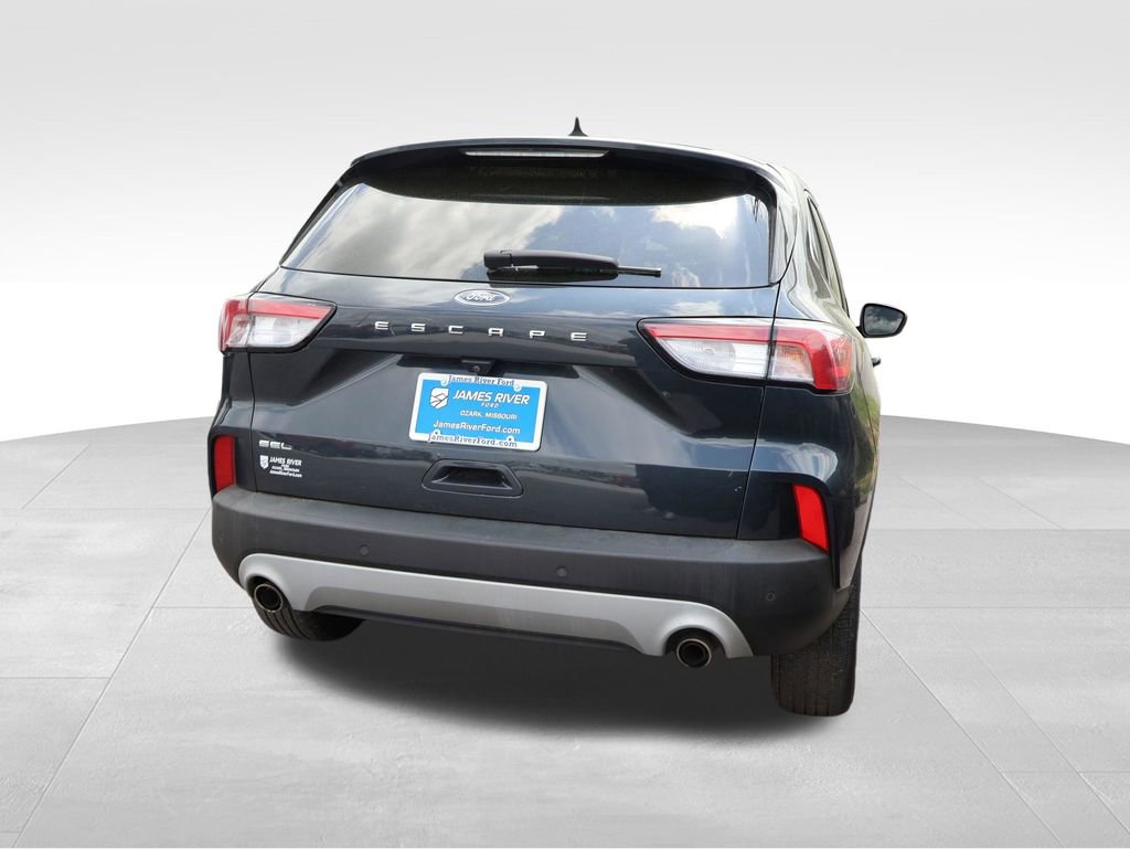Certified 2022 Ford Escape SEL FWD image 17