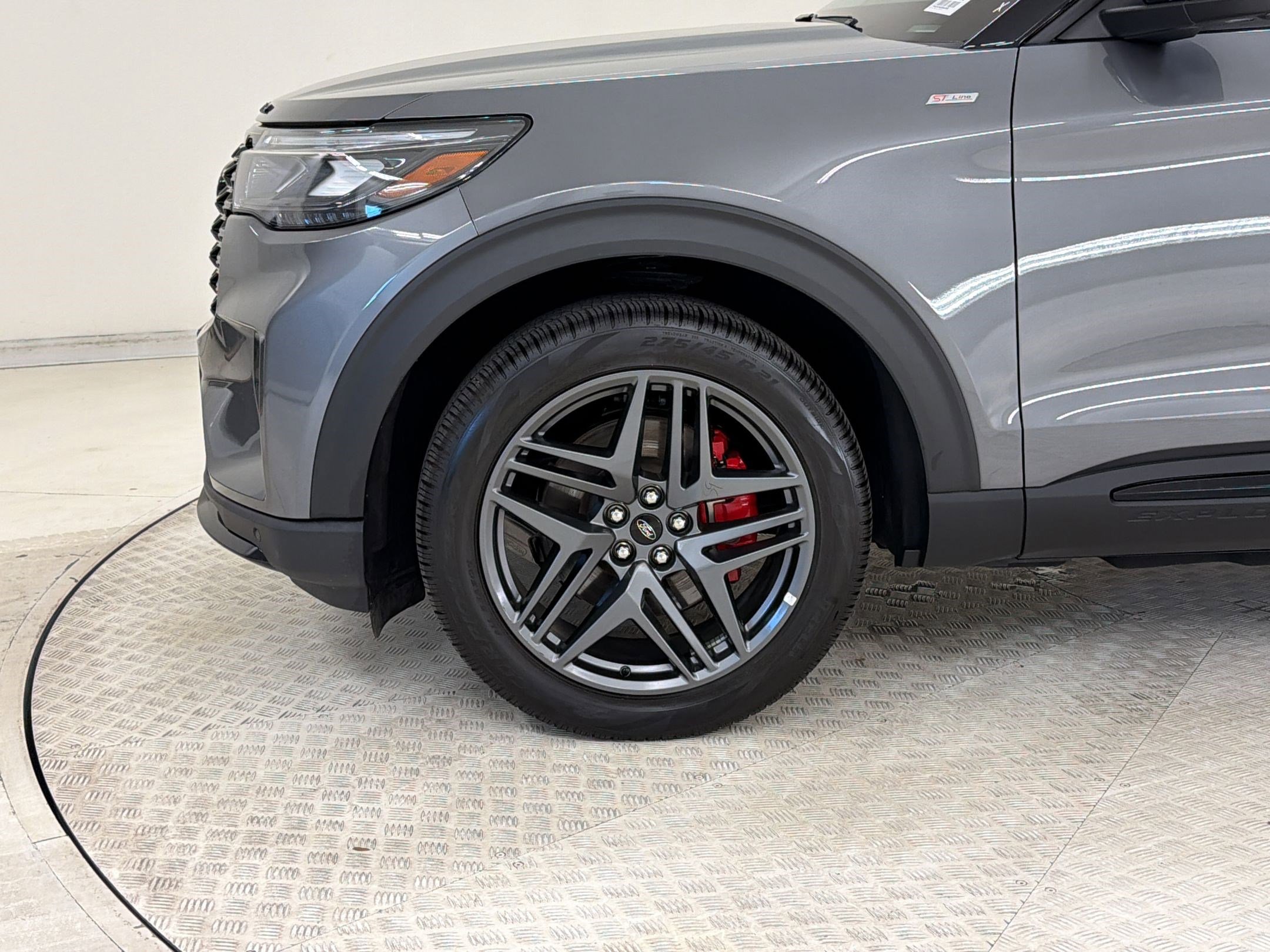 Certified 2025 Ford Explorer ST-Line w/ ST-Line Street Pack AWD/4WD image 12