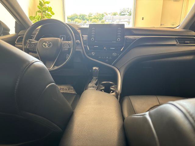 Used 2023 Toyota Camry SE FWD image 8