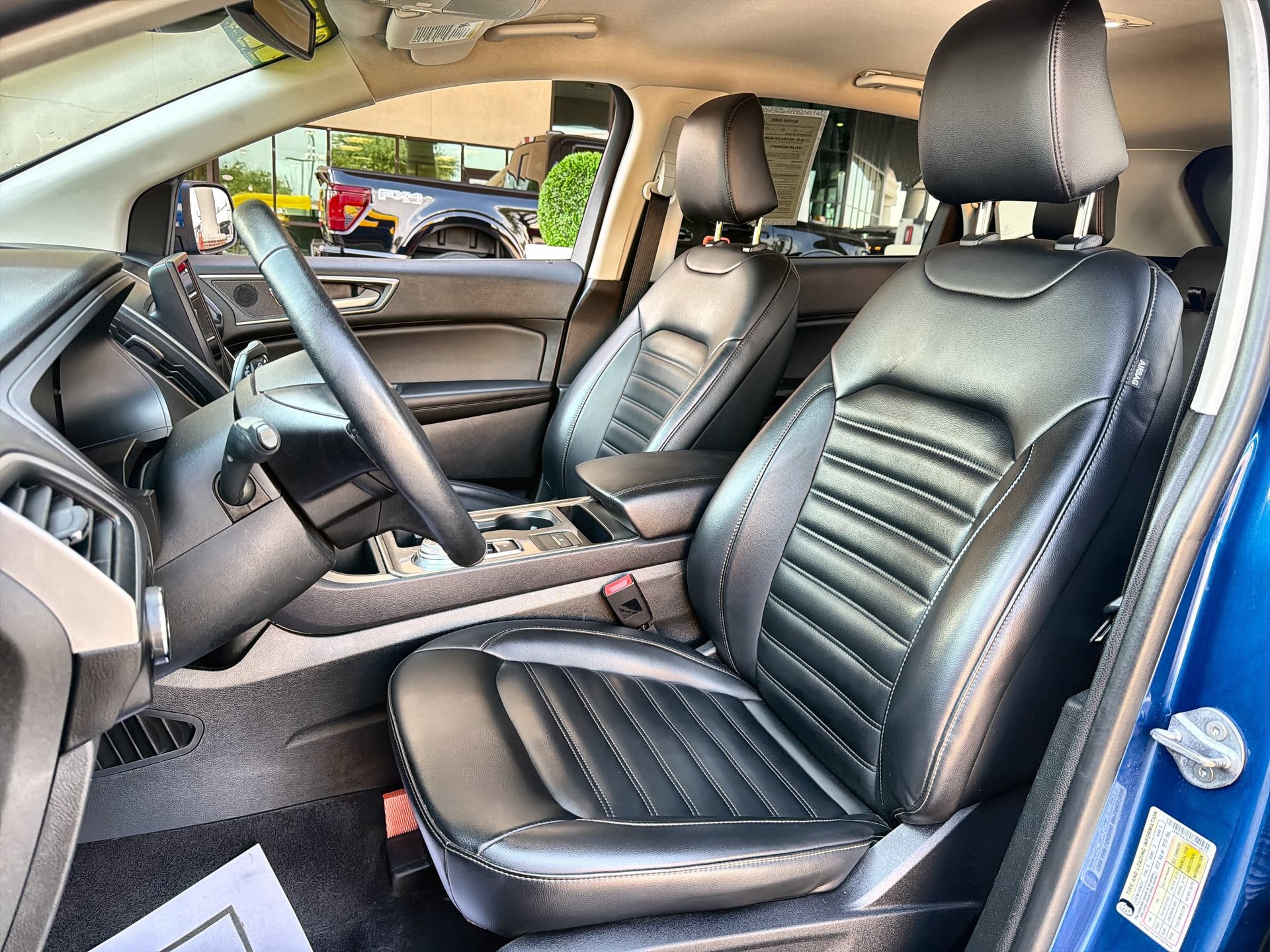 Certified 2024 Ford Edge SEL AWD/4WD image 11