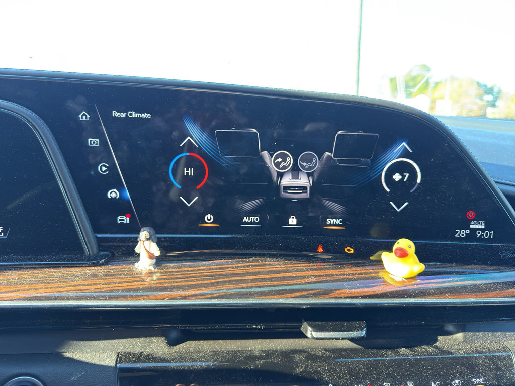 Used 2021 Cadillac Escalade ESV Premium Luxury w/ LPO, Radiant Package image 23