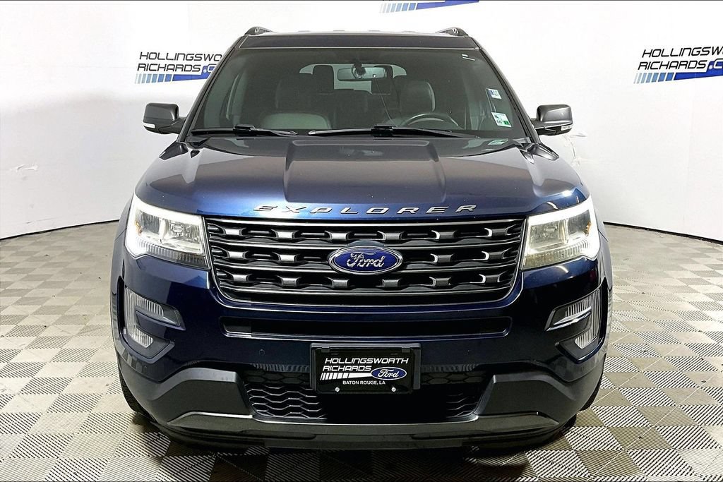 Certified 2017 Ford Explorer XLT w/ Equipment Group 202A FWD image 2