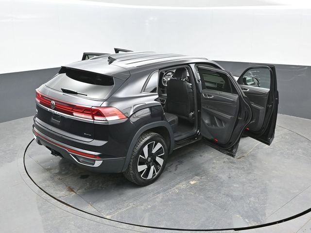 Used 2024 Volkswagen Atlas Cross Sport SE AWD/4WD image 24