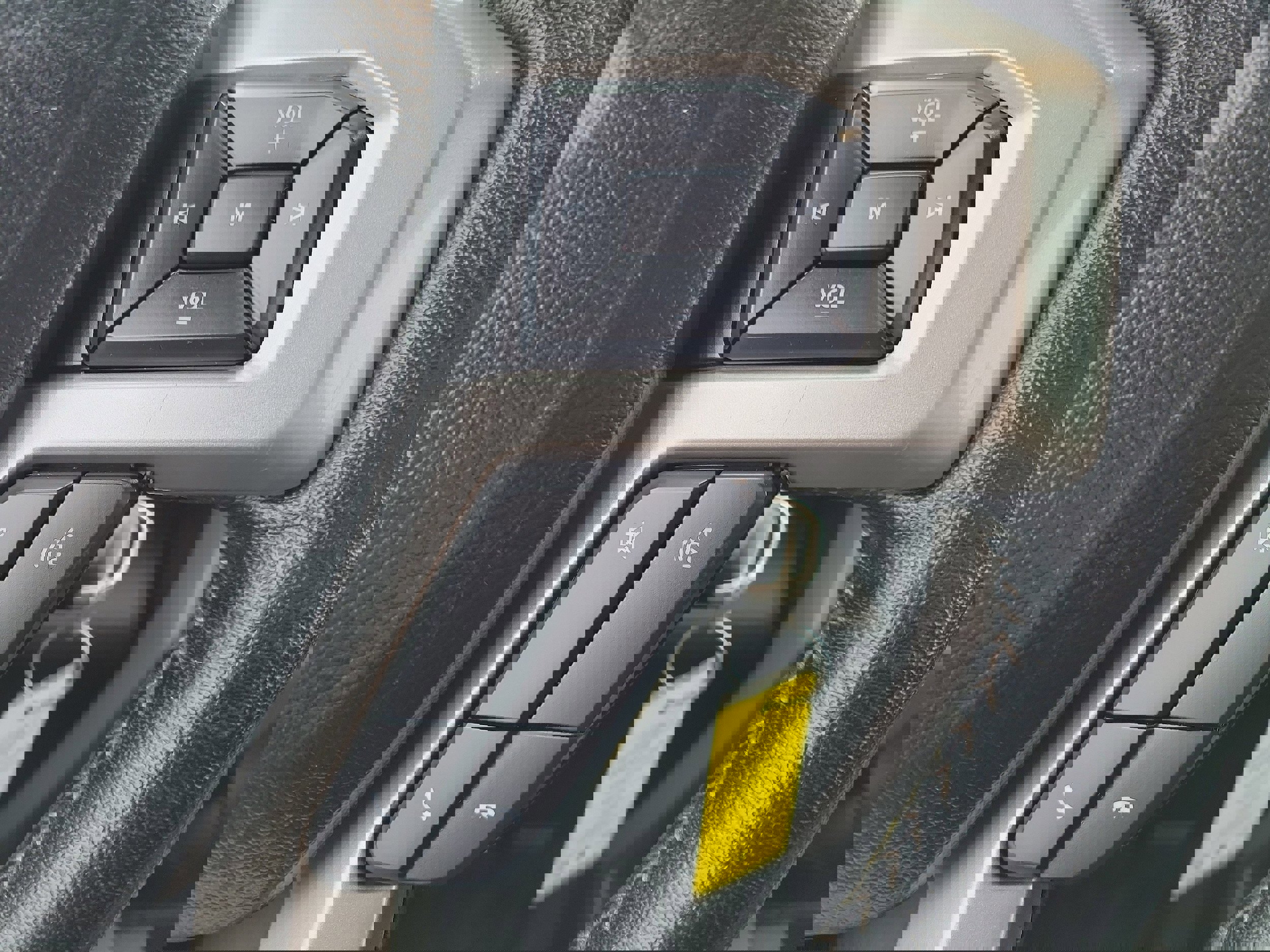 Certified 2020 Ford F350 Lariat w/ Chrome Package image 27