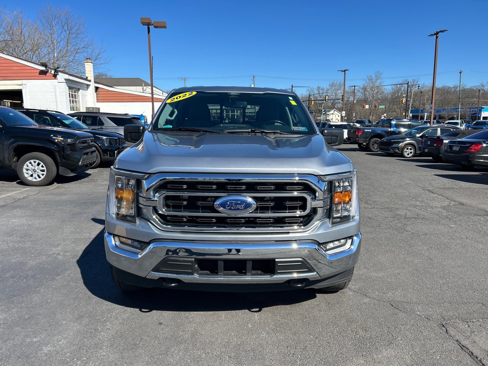 Certified 2022 Ford F150 XLT w/ Equipment Group 302A High image 22