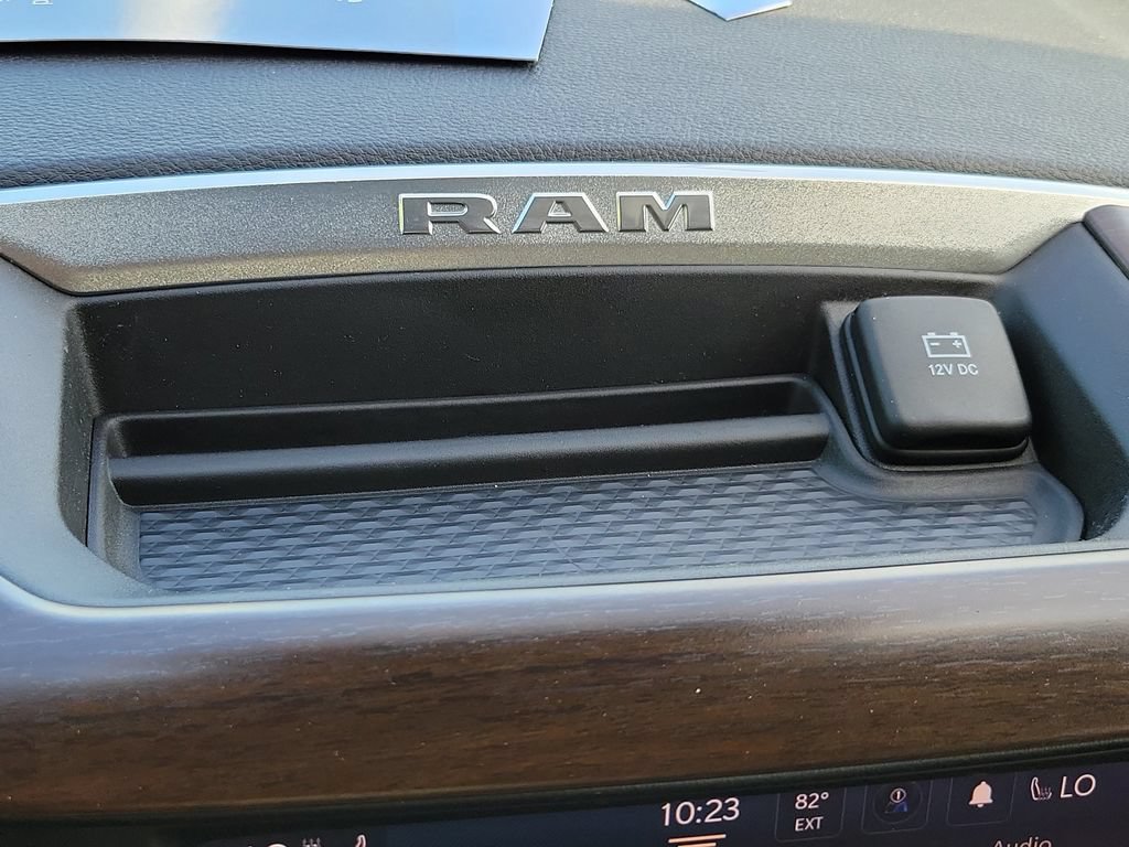 Used 2022 RAM 1500 Laramie AWD/4WD image 24