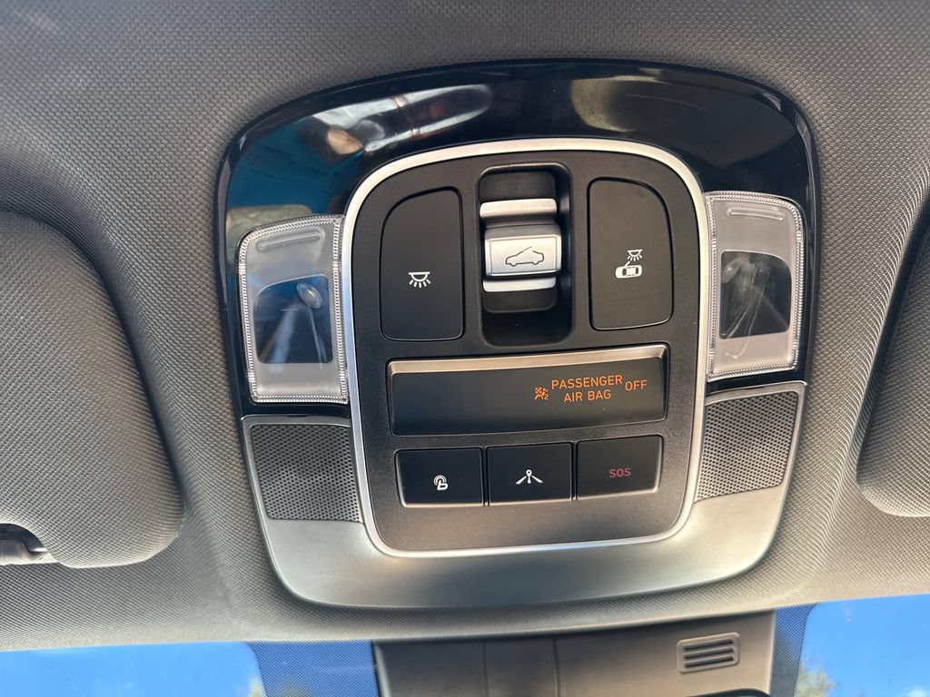 Used 2021 Hyundai Sonata Limited w/ Cargo Package FWD image 18