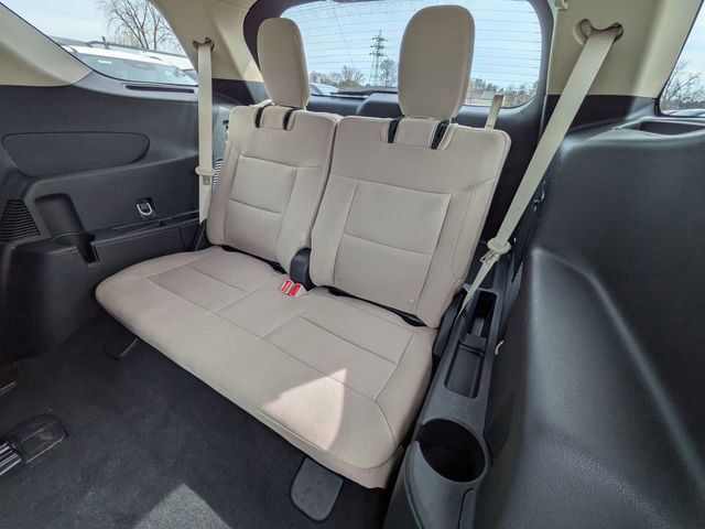 Certified 2023 Ford Explorer XLT w/ Class IV Trailer Tow Package image 17