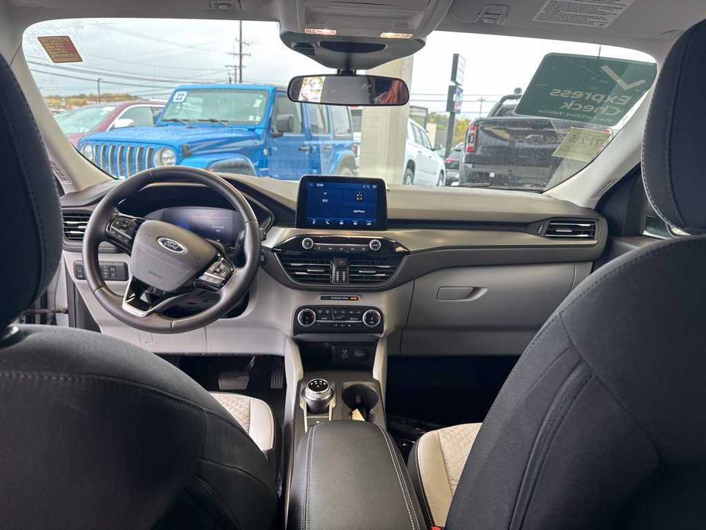 Certified 2023 Ford Escape Active AWD/4WD image 13