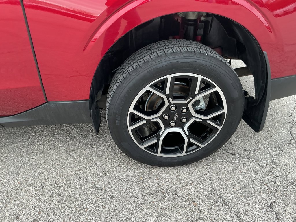 Certified 2025 Ford Maverick Lariat w/ 4K Tow Package AWD/4WD image 5