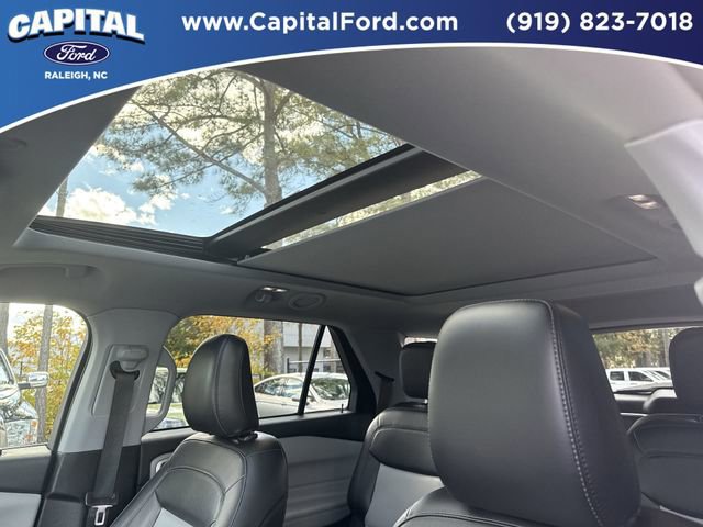 Certified 2022 Ford Explorer XLT w/ Equipment Group 202A image 21