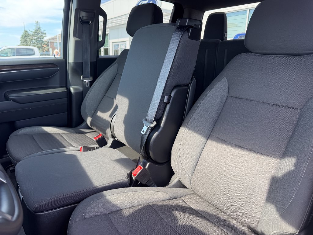 Used 2024 Chevrolet Silverado 1500 RST AWD/4WD image 18