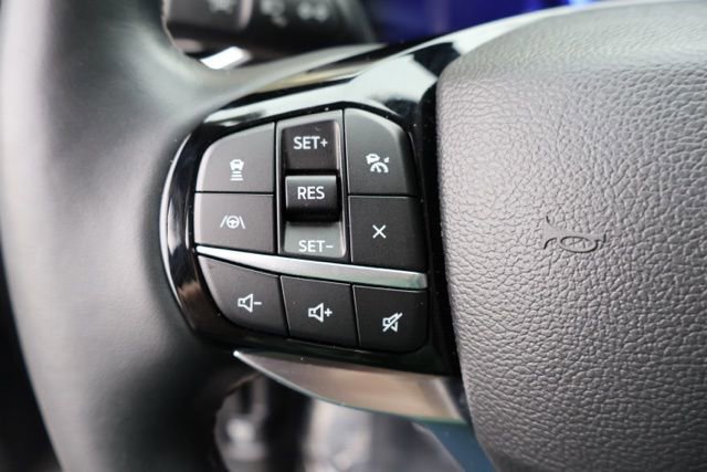 Certified 2023 Ford Explorer Platinum w/ Premium Technology Package image 20