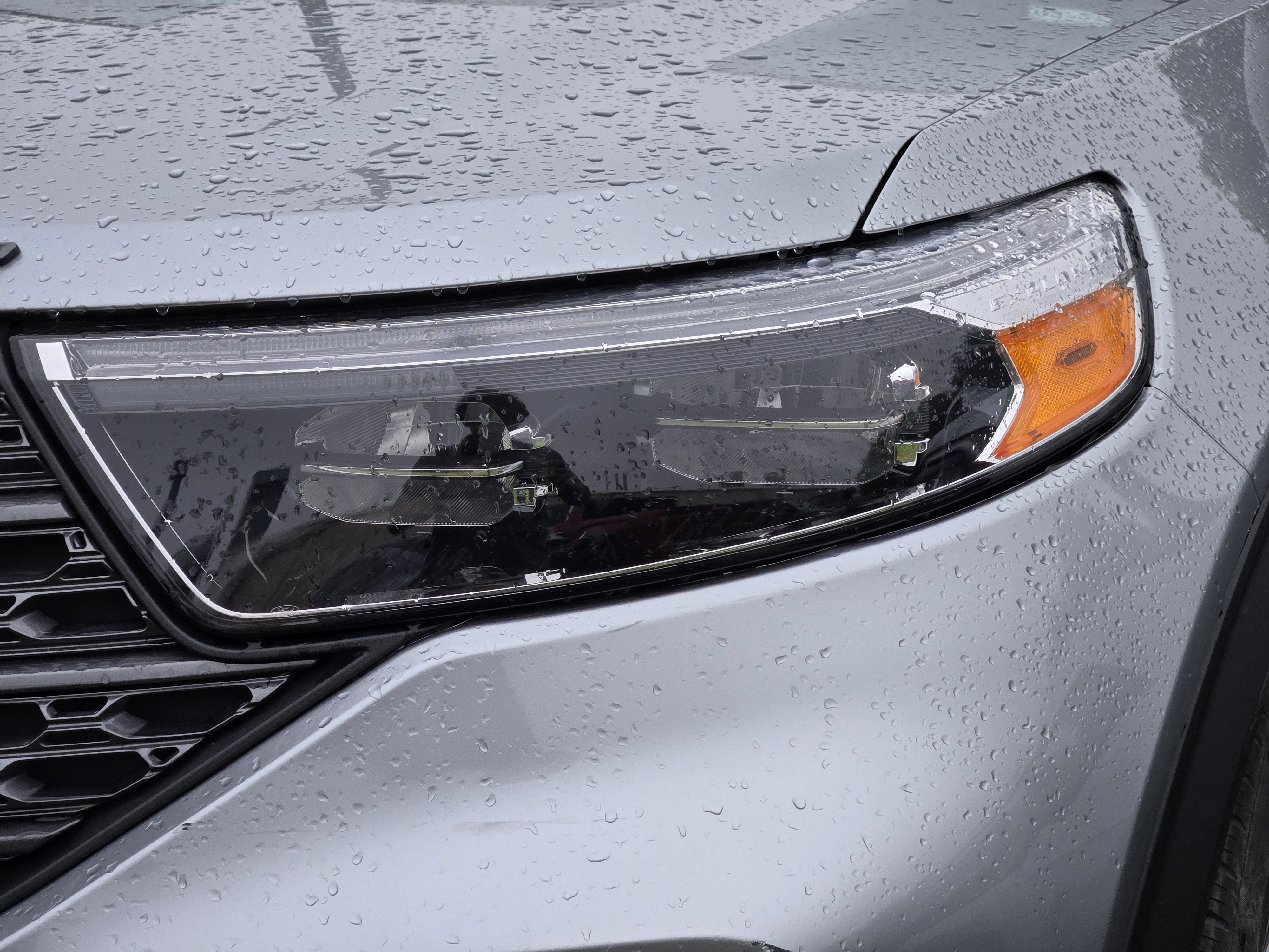 Certified 2023 Ford Explorer XLT w/ Equipment Group 202A RWD image 7