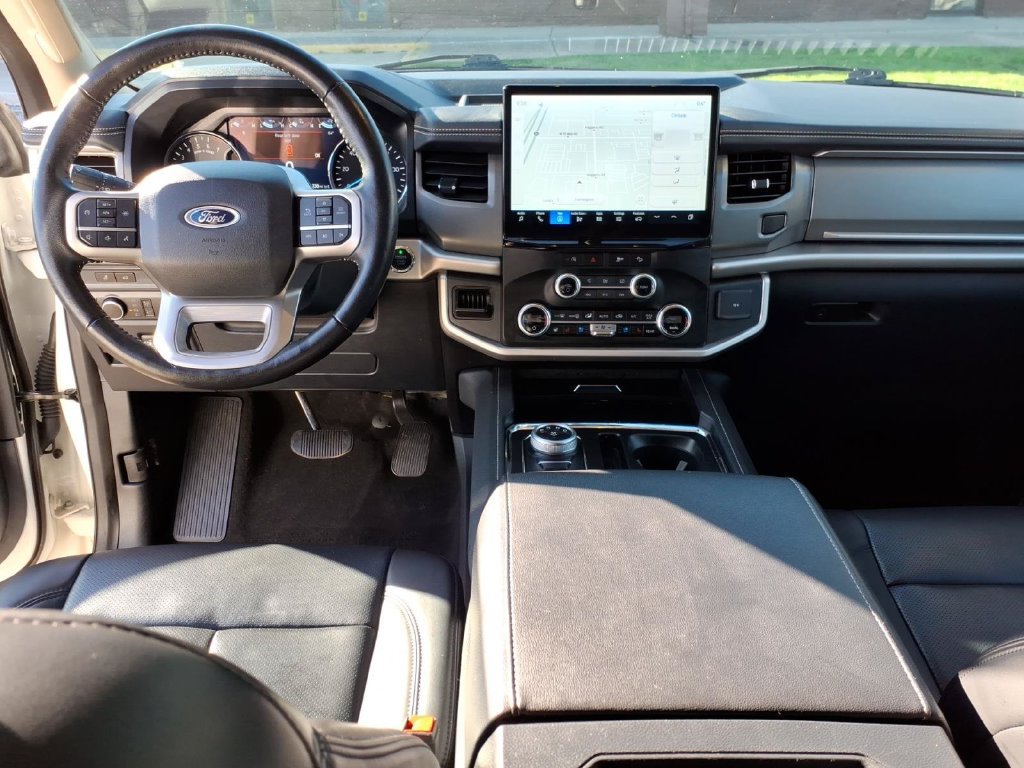 Certified 2023 Ford Expedition XLT AWD/4WD image 13