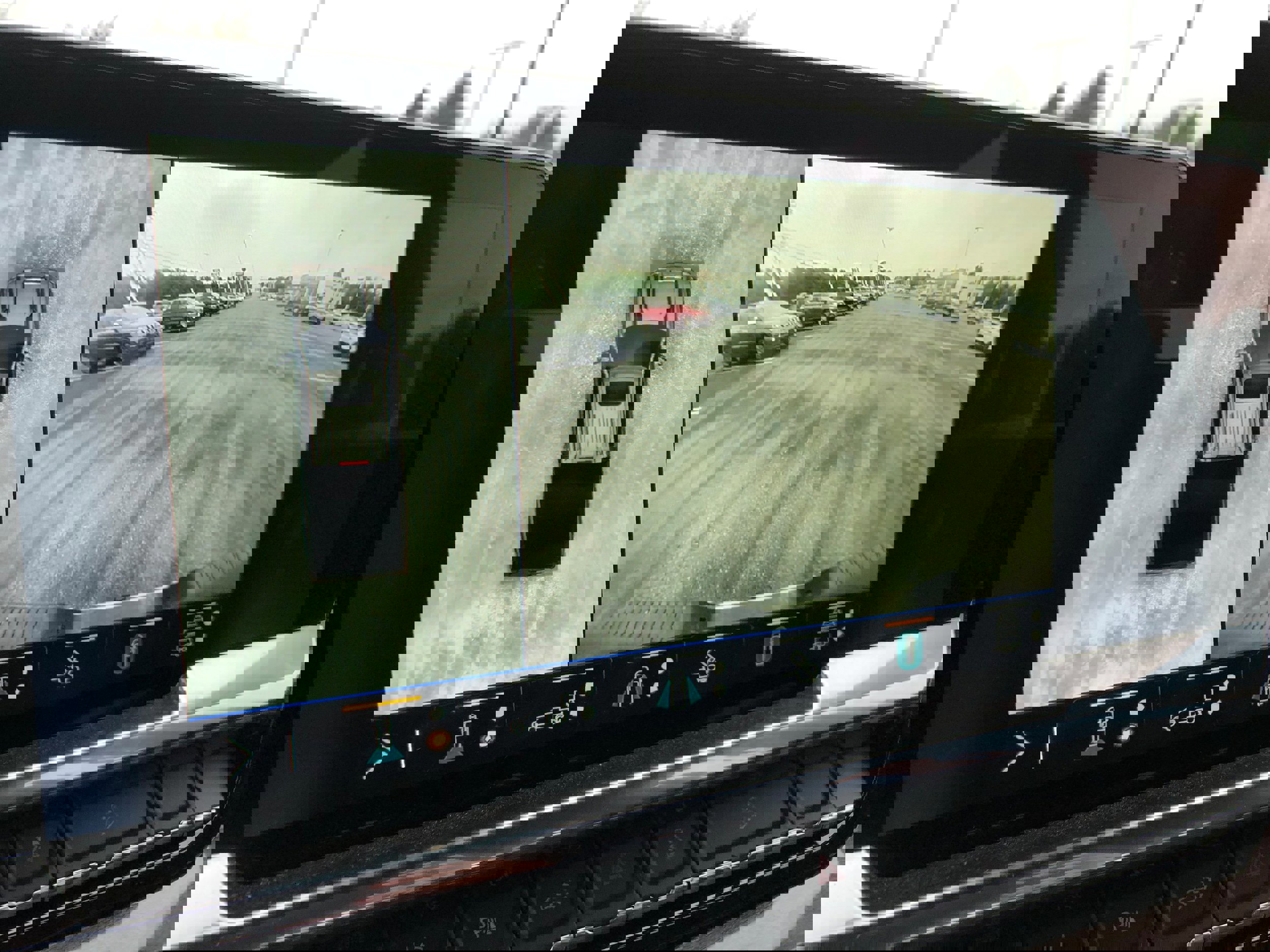 Used 2025 Chevrolet Silverado 3500 LTZ image 18