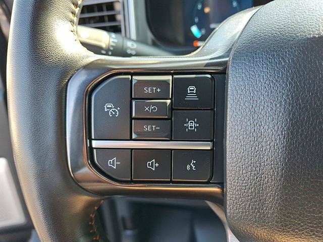 Certified 2023 Ford F350 Platinum w/ FX4 Off-Road Package AWD/4WD image 23