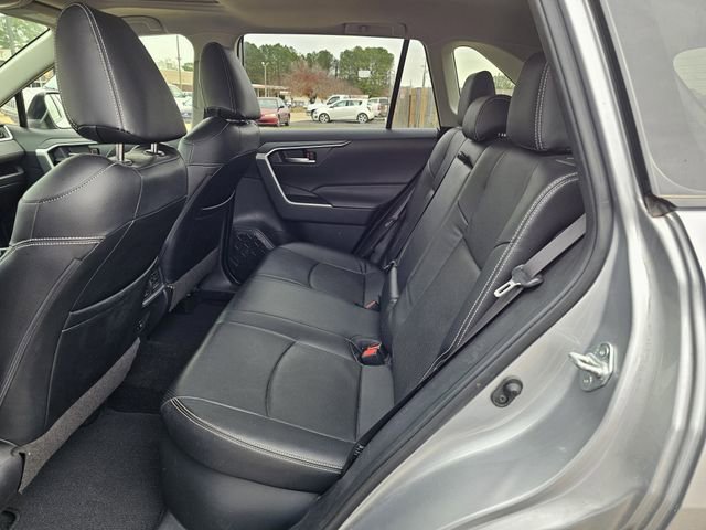 Used 2019 Toyota RAV4 XLE image 21
