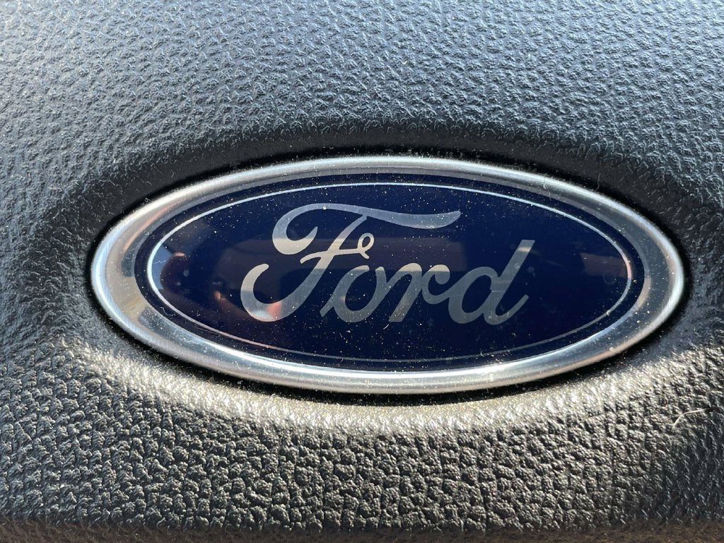 Certified 2025 Ford Escape SE FWD image 29