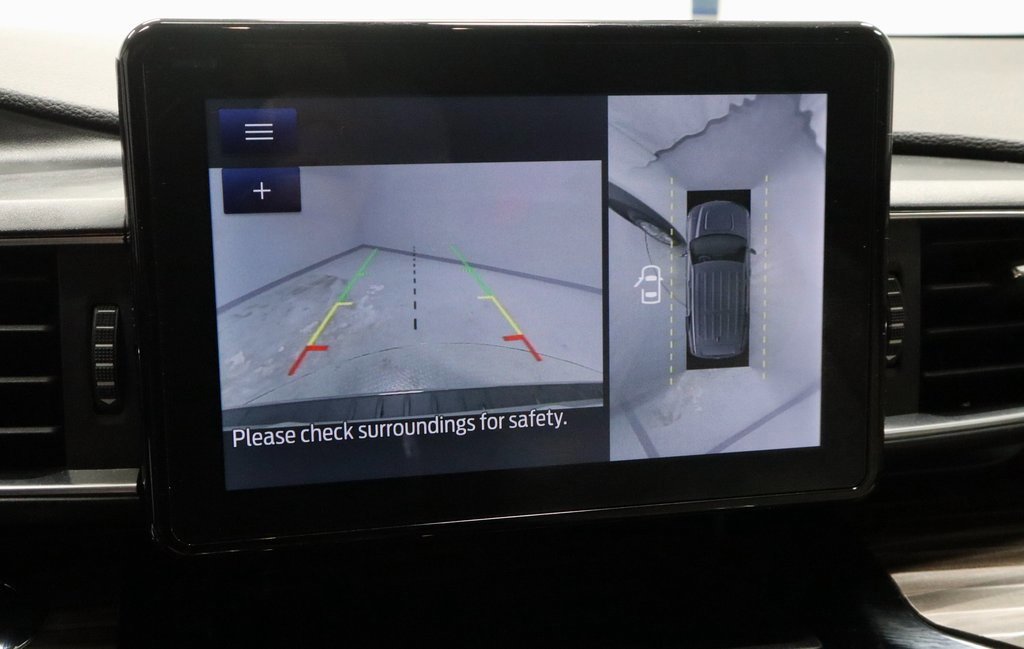 Certified 2022 Ford Explorer Limited w/ Hybrid Equipment Group 310A image 11