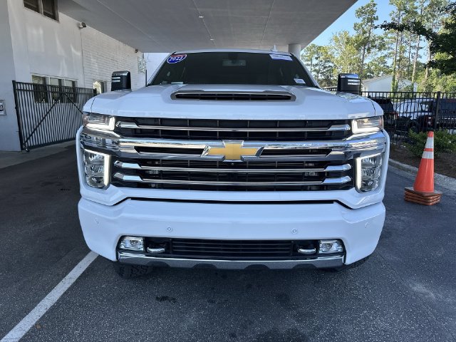 Used 2023 Chevrolet Silverado 2500 High Country w/ Z71 Off-Road Package AWD/4WD image 9