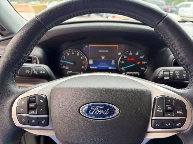 Certified 2022 Ford Explorer Limited RWD image 12