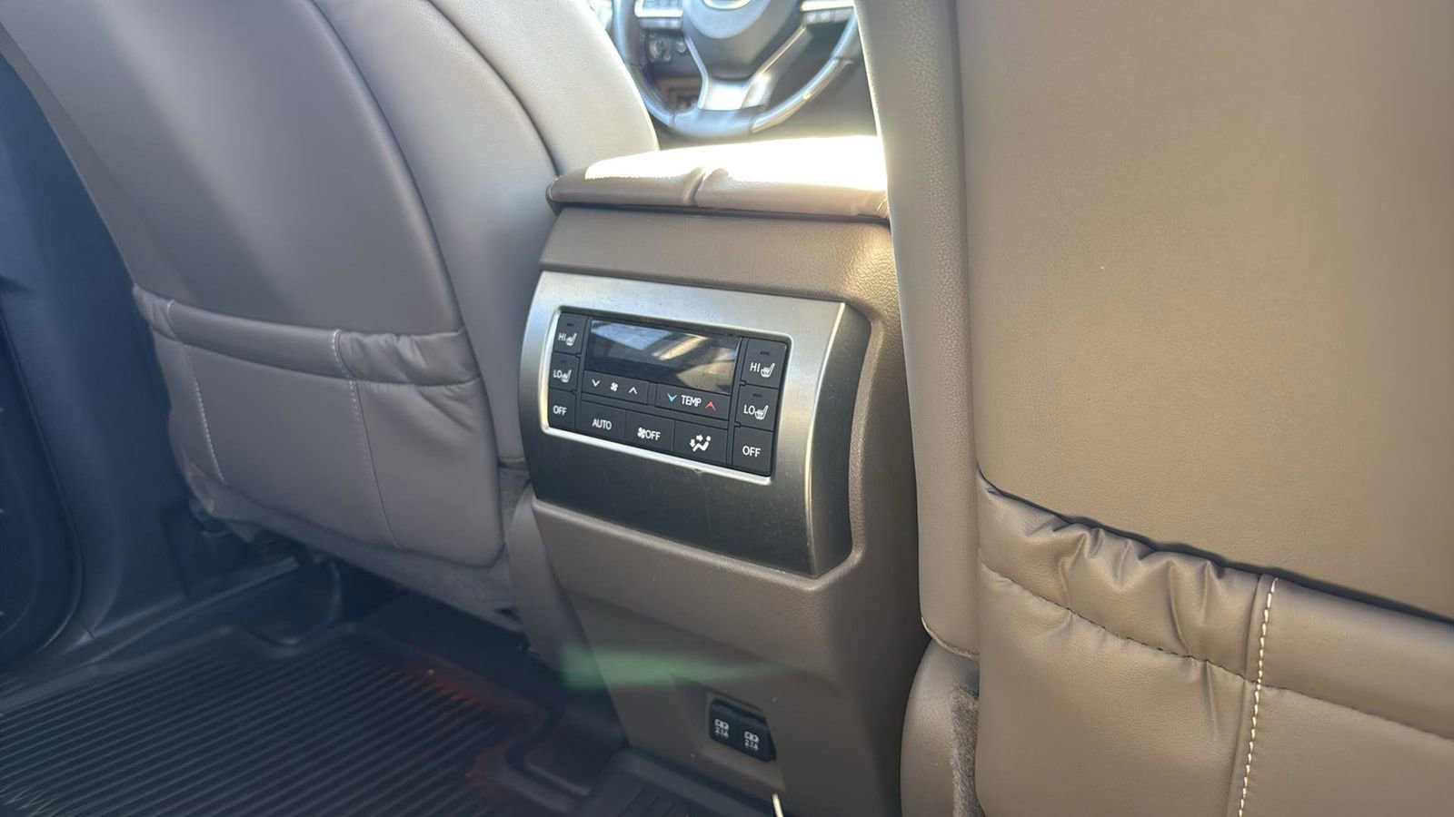 Used 2023 Lexus GX 460 Premium image 28