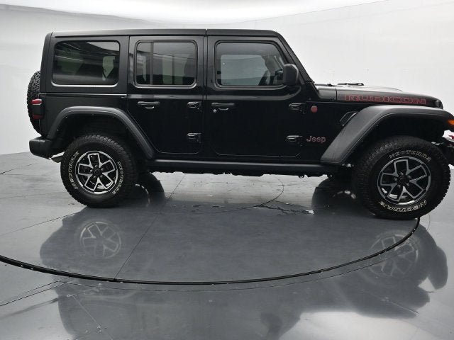 Used 2024 Jeep Wrangler Unlimited Rubicon AWD/4WD image 12