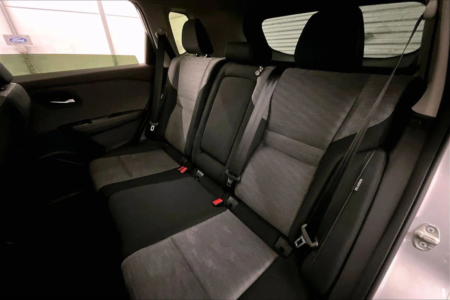 Used 2023 Nissan Rogue SV image 25