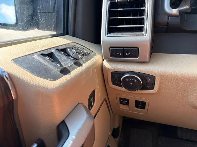 Certified 2018 Ford F150 Lariat w/ Equipment Group 502A Luxury AWD/4WD image 28