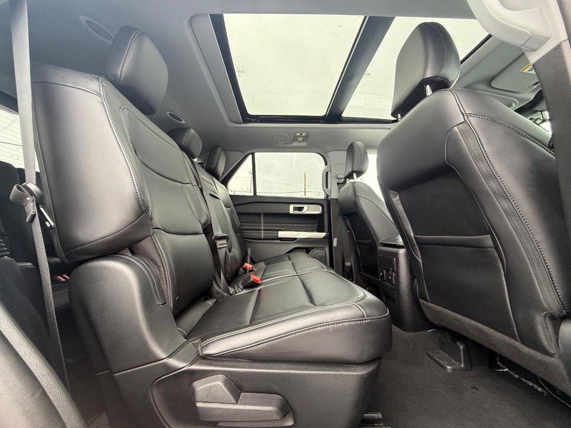 Certified 2023 Ford Explorer XLT w/ Equipment Group 202A image 13
