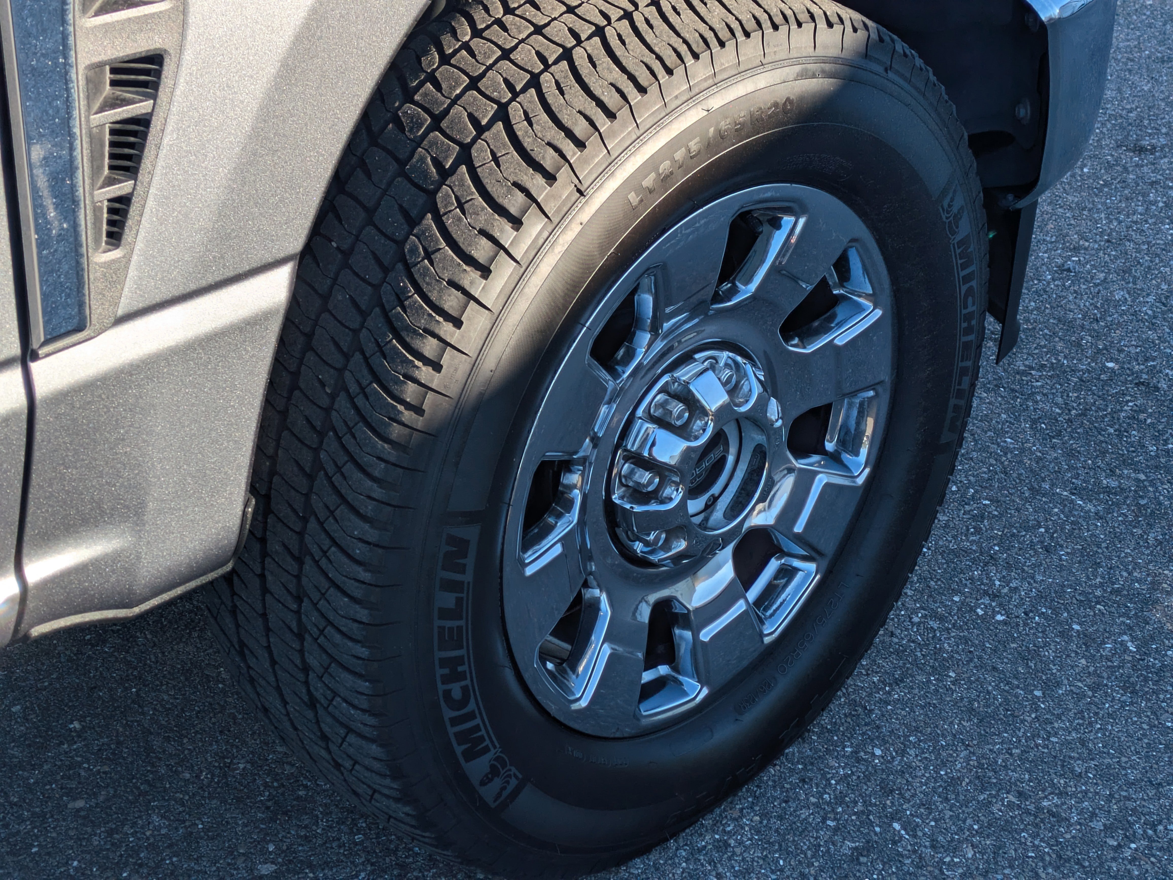 Certified 2024 Ford F250 Lariat w/ Chrome Package image 12