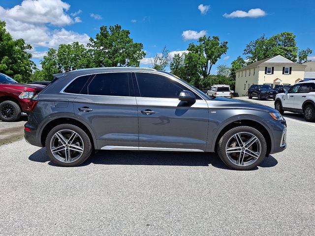 Used 2021 Audi Q5 e Premium Plus w/ Premium Plus Package AWD/4WD image 12